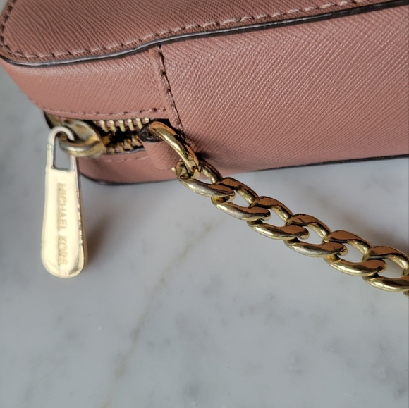 Michael Kors Jet Set Saffiano Leather Cross Body Bag - Picture 2 of 4